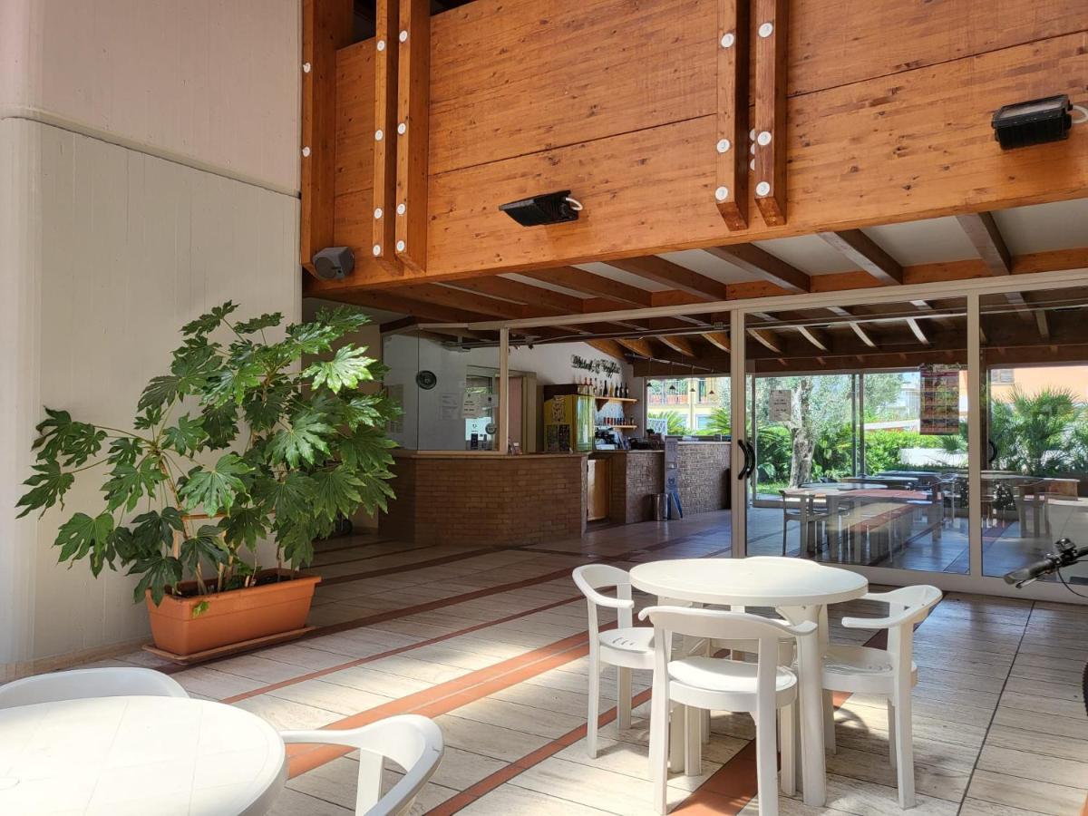 Residence Le Palme กรอตตัมมาเร ภายนอก รูปภาพ